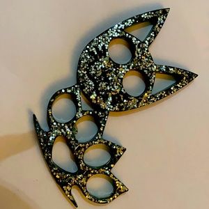 Cat themed spiky brass knuckles(⚠️for show⚠️)